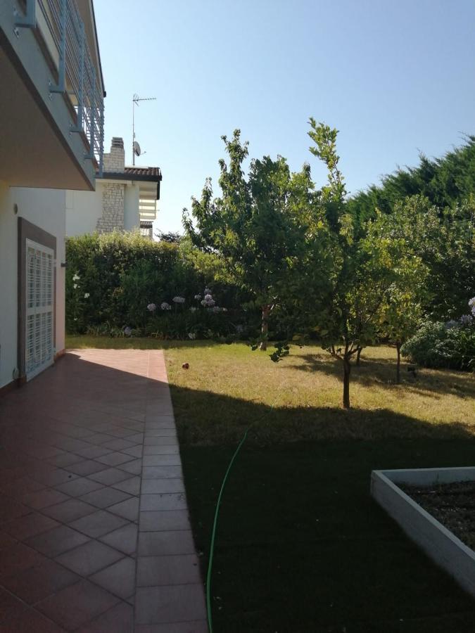B&B Dei Girasoli Trani Exterior photo